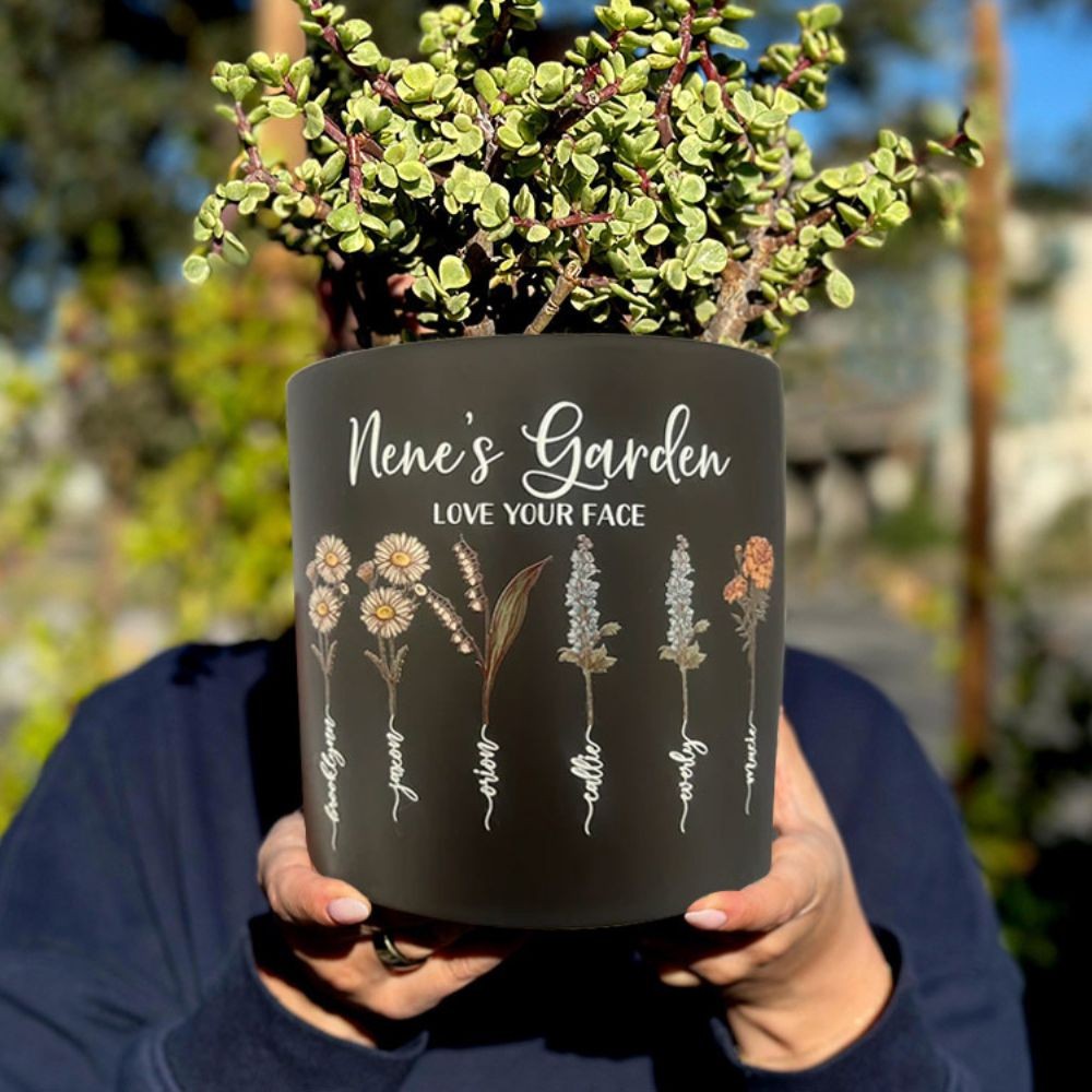 Personalized Birth Month Flower Pots with Grandkids Names, Mother's Day Gift.