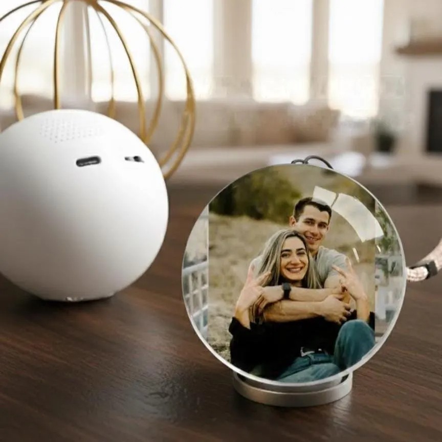 Magic Crystal Ball - Hold Breathable Memories in Your Hand.